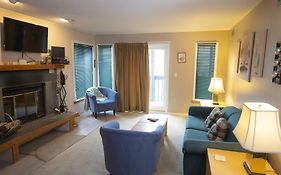 Mountain Lodge At Okemo, A Vail Resorts Property